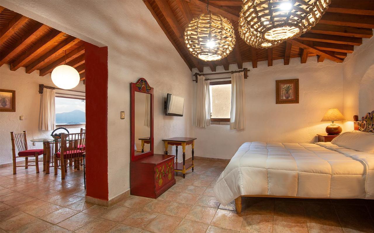 Eco Hotel Ixhi Patzcuaro Bagian luar foto
