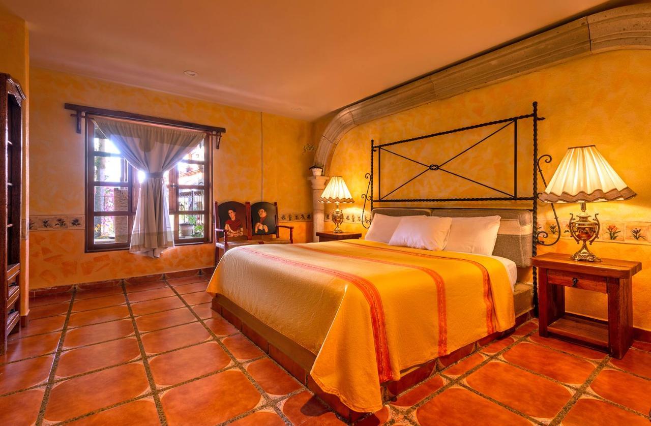 Eco Hotel Ixhi Patzcuaro Bagian luar foto
