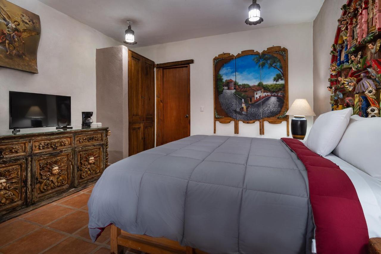 Eco Hotel Ixhi Patzcuaro Bagian luar foto