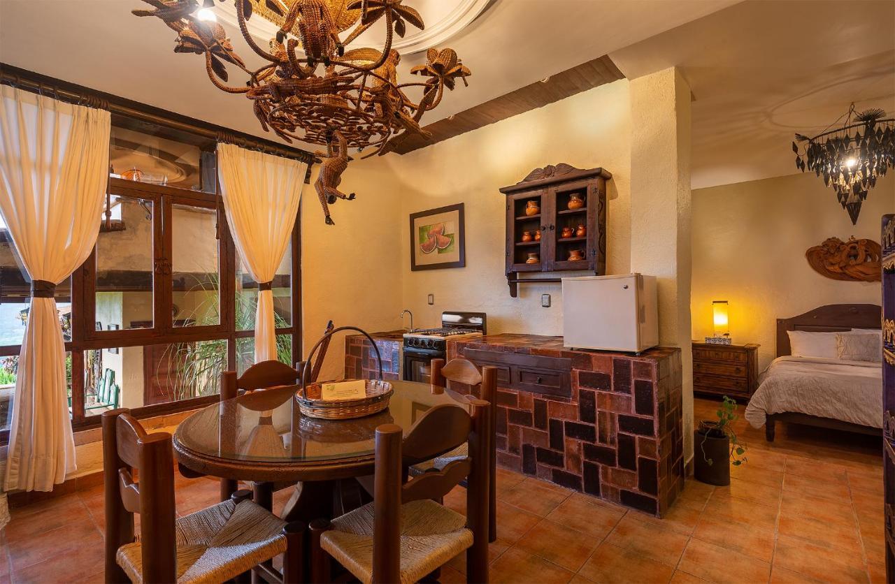 Eco Hotel Ixhi Patzcuaro Bagian luar foto