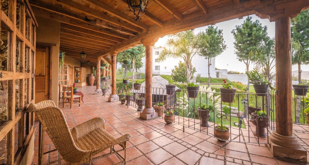 Eco Hotel Ixhi Patzcuaro Bagian luar foto